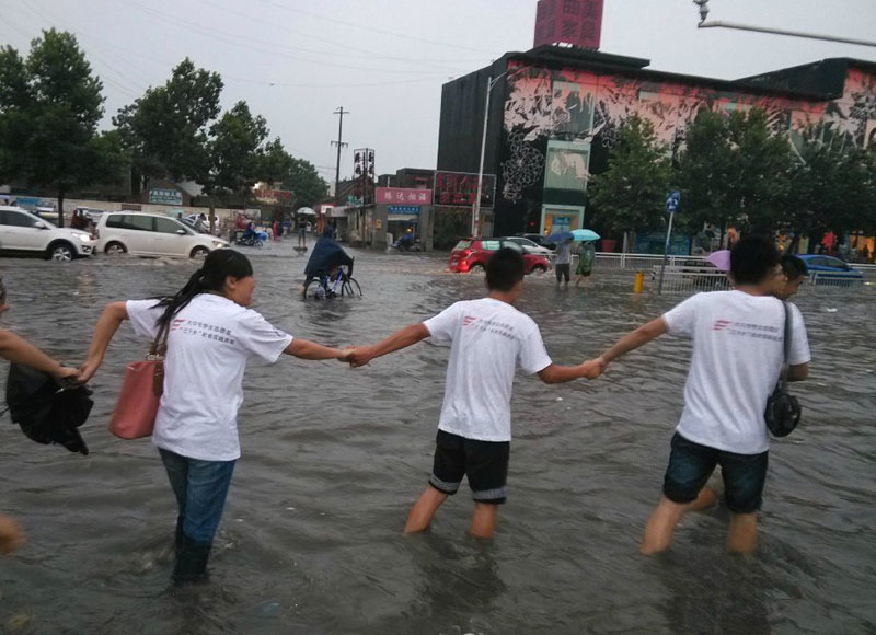 _(ti)W(xu)AǇ(gu)ɫ{(dio)(du)(li)ʝ{(dio)żһ(chng)(du)TeˮַǰС