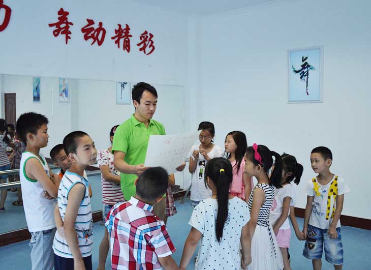 ־Ը�ߞ麢�ӂ��������o��(d��o)�����ں��ӂ�?n��i)��H������С�[�T���c���غ��ӽ�����(du��)����