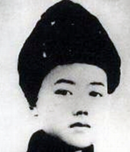 �ܘ�|��1918��1937���|������(li��n)܊�߼�ָ�]�T��ɽ�|ʡƽ�ȿh����1925���S��ĸ�ӻĵ�����ʡ�q���h��1931���һ����׃�����e�O���ӿ��ջ����1933����������Ї����a(ch��n)�h��1935��2�������x�鹲���F�|�M��ί��ӛ��4�����Ζ|���������܊�ڶ�܊��һ�F��ί��1936��3�£��Ζ|����(li��n)�ڶ�܊��һ����ί�掟�hί��ӛ��܊�hίί�T��7�£��x���й��ϝMʡίί�T��9�£��Ζ|����(li��n)��һ·܊���Ď����L����ί��1937��4��24�գ��ڰ��D�h��ɳ���Ͻ��S�����c�ΰ��D�h�ΰ������(zh��n)�в��Ҡ�����