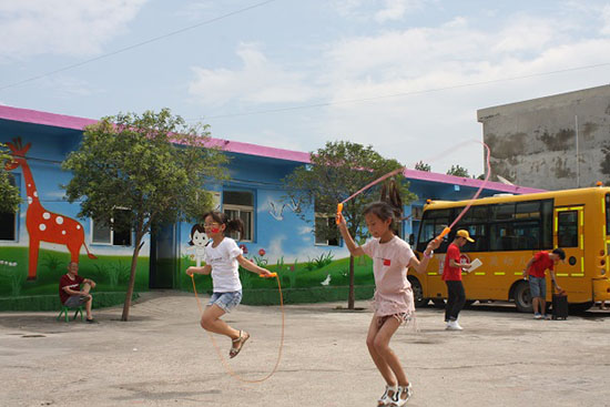 ���Ϲ��I(y��)��W(xu��)��(j��ng)��(j��)�Q(m��o)�׌W(xu��)Ժ����ϵ�P�h�������ж����������(hu��)��(sh��)�`�(du��)������ʡƽ�ɽ���P�hѦ���(zh��n)���Ӝϴ���ӢС�W(xu��)�_չ֧�̻��(d��ng)���e�k��ӢС�W(xu��)��һ��Ȥζ�\(y��n)��(d��ng)��(hu��)��׌�W(xu��)���w��(hu��)�W��ƥ�˾������D�����K��ِ��