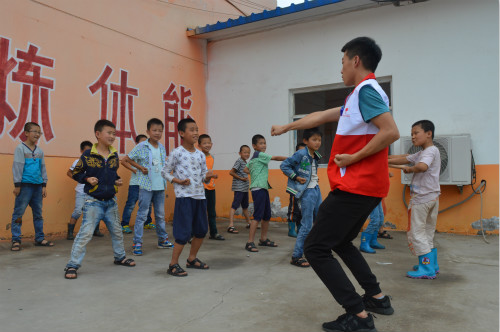 �x�ЌW(xu��)Ժ�tʮ��ů��־Ը����(w��)�(du��)��ɽ��ʡ�����н��ڿh��Ȫ�l(xi��ng)־Ը����(w��)�����Ȫ�l(xi��ng)�ĺ��ӂ��_(k��i)�O(sh��)��ȭ���n�����g(sh��)�n������(qi��ng)�w�|(zh��)�����M(j��n)��������ȫ��l(f��)չ��