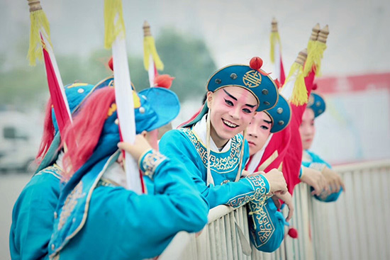 �F(xi��n)��(ch��ng)�݆T��   ���� �z