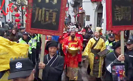 ҕ�l�������ӭؔ�� ������_��������������ݺӷ��֚vʷ�օ^(q��)��ӭ����һ��һ�ȵ�ӭؔ��c�´�������mȻ������С�꣬����׌���������οͺúõ��_����һ�ء���Ԕ���� 