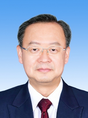 陳建文，男，漢族，1965年9月生，研究生學歷，中共黨員，現(xiàn)任人民日報社總編輯。